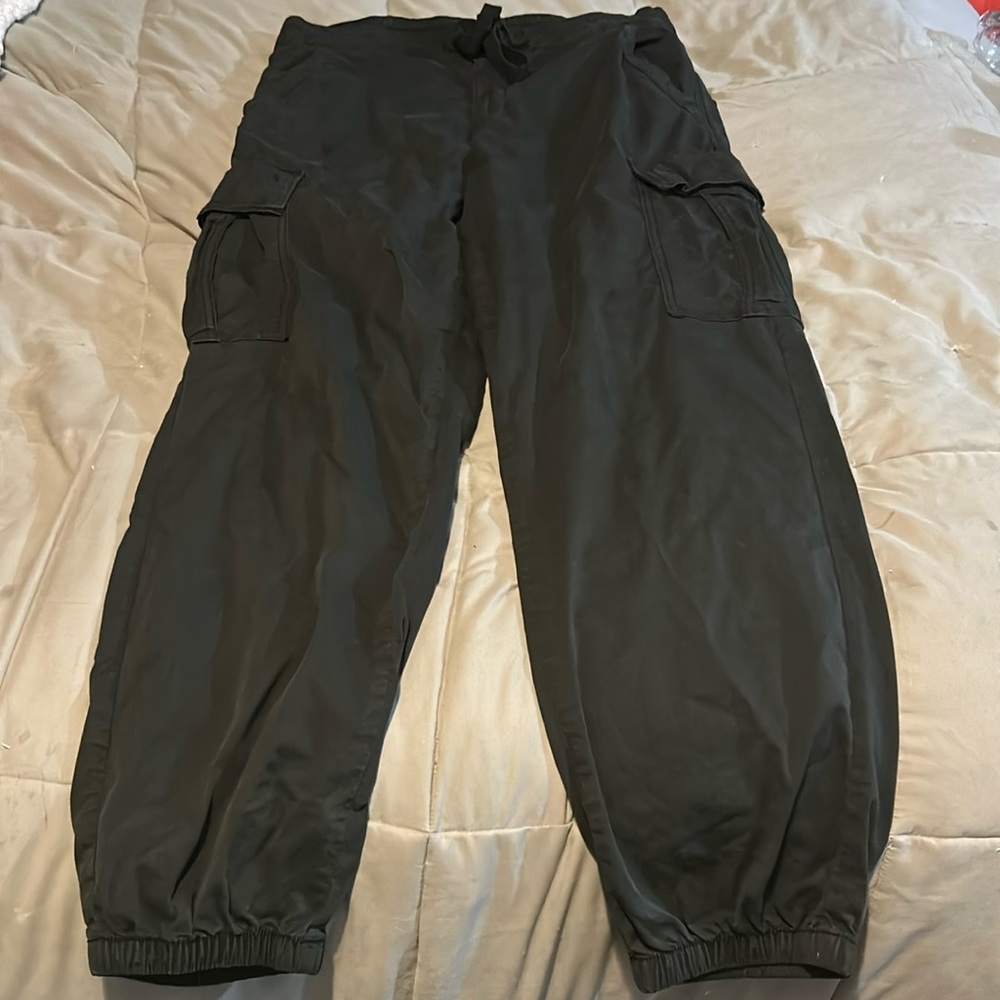 Black cargo pants
